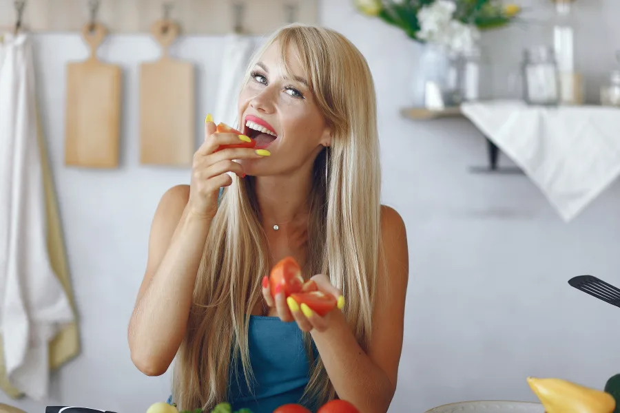 How to Fix Damaged Hair After Bleaching